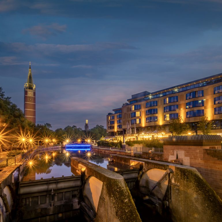 Parkhotel and Church