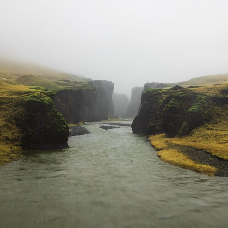 Fjadrargljufur Canyon